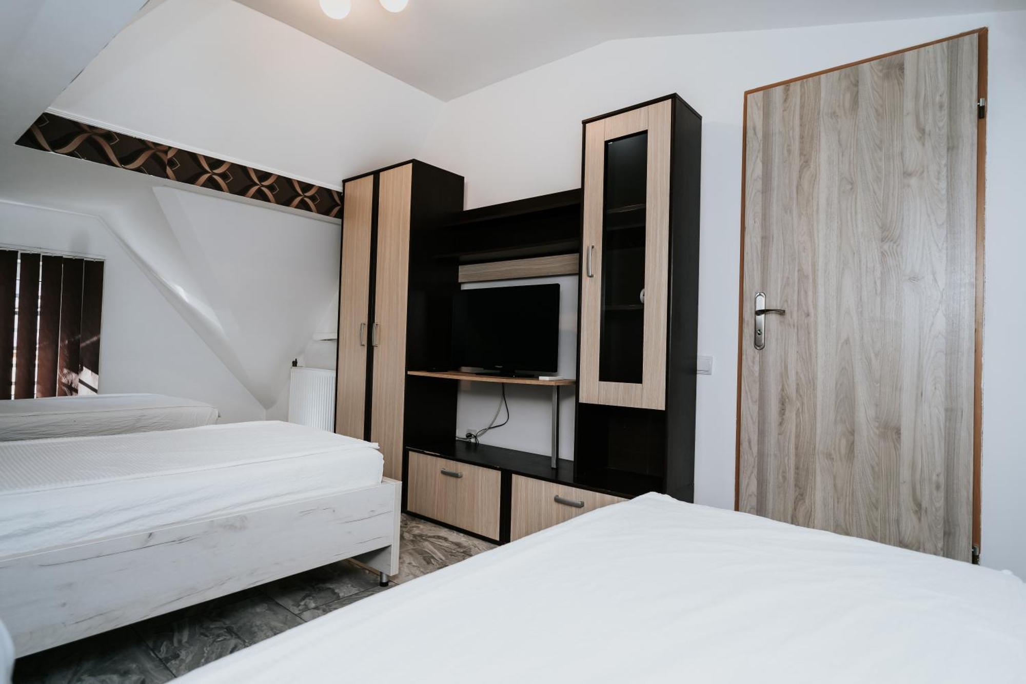 Apartment Attic Sibiu Exteriör bild